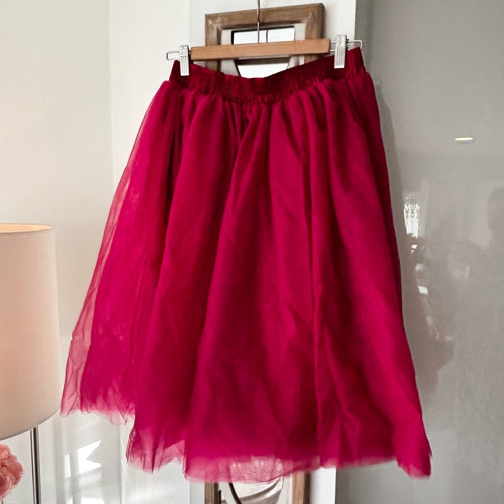 Elegant Red/Pink Lined Tulle Tutu Skirt